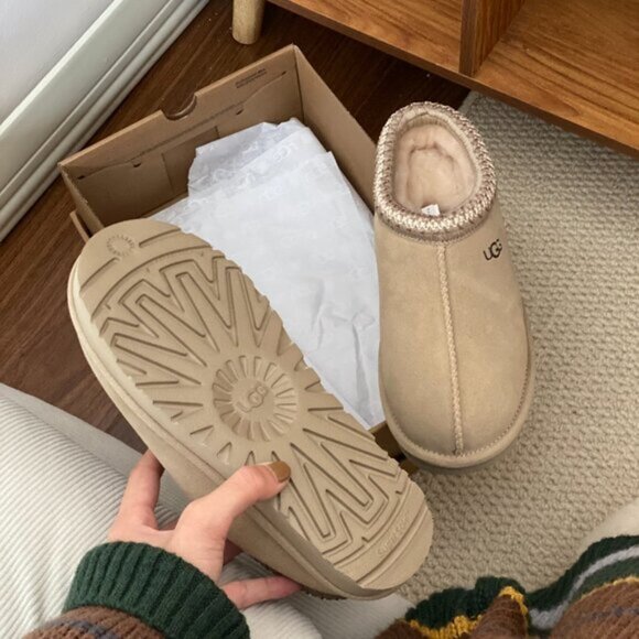 UGG Women's Tasman Slippers Mustard Seed - Picture 7 of 9